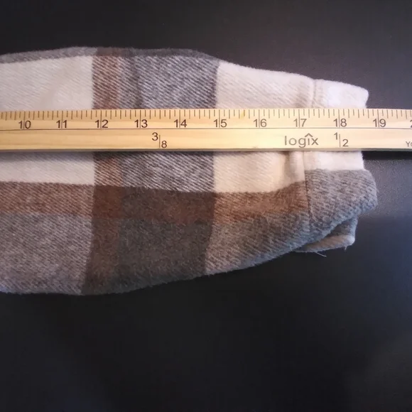 Plaid Fannel  Button-Up Jacket Womens Long Size XL Fall Cozy Outdoors Pockets - Picture 8 of 9